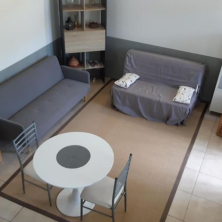 Petit Loft Face Riviere Apartment Collobrières Екстериор снимка