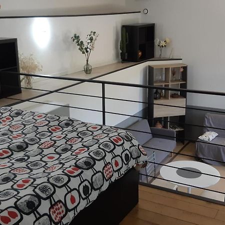 Petit Loft Face Riviere Apartment Collobrières Екстериор снимка